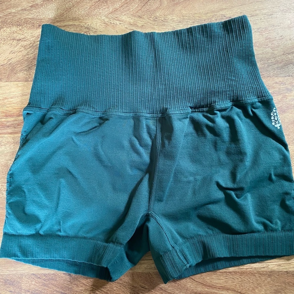NWOT Free People Movement Good Karma Running Shorts M/L Alpine Trail.